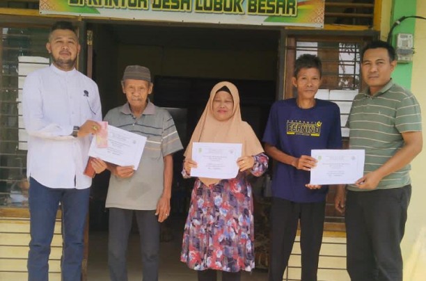 Penyaluran BLT Dana Desa Triwulan 1 Bulan Januari Sampai Dengan Maret di Desa Lubuk Besar Membantu Warga Kurang Mampu