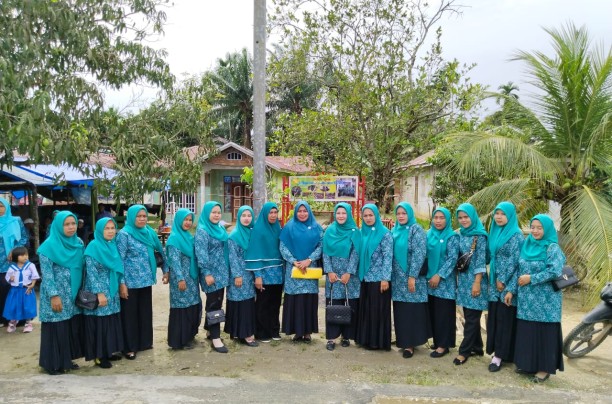 Kegiatan Pembinaan Administrasi PKK dan Program Prioritas PKK Desa Lubuk Besar Tahun 2022